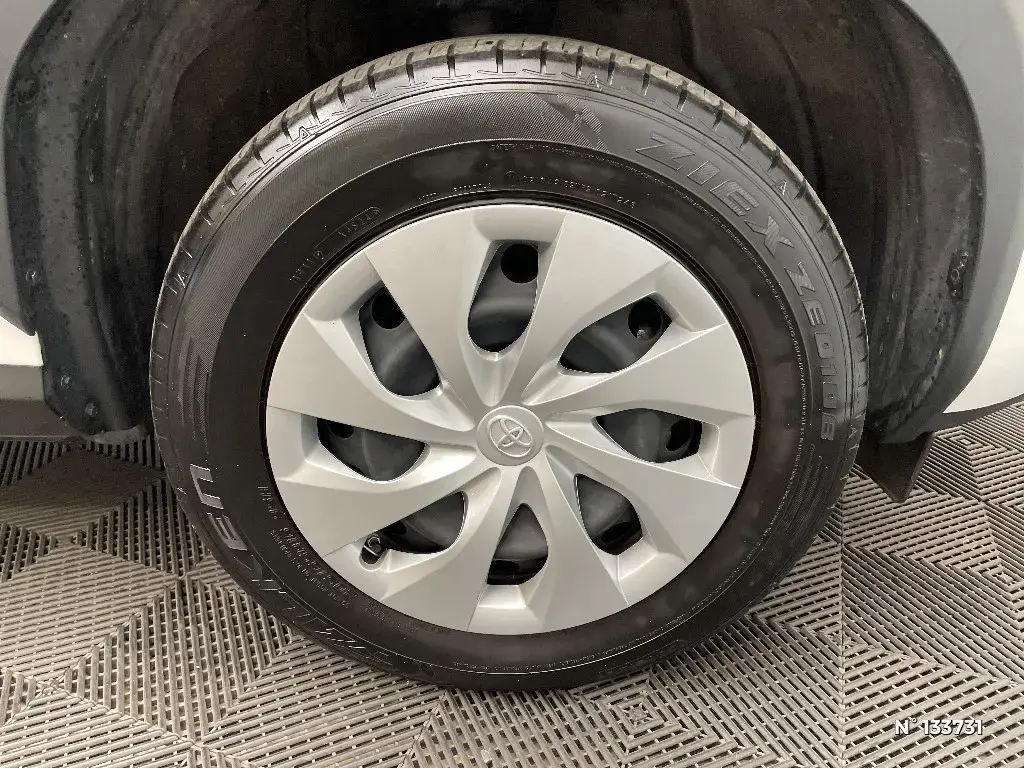 TOYOTA YARIS CROSS I - Miniature 5
