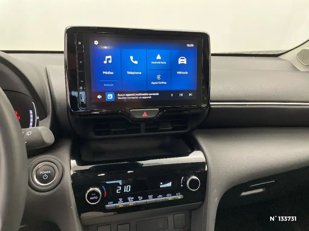TOYOTA YARIS CROSS I - Miniature 7