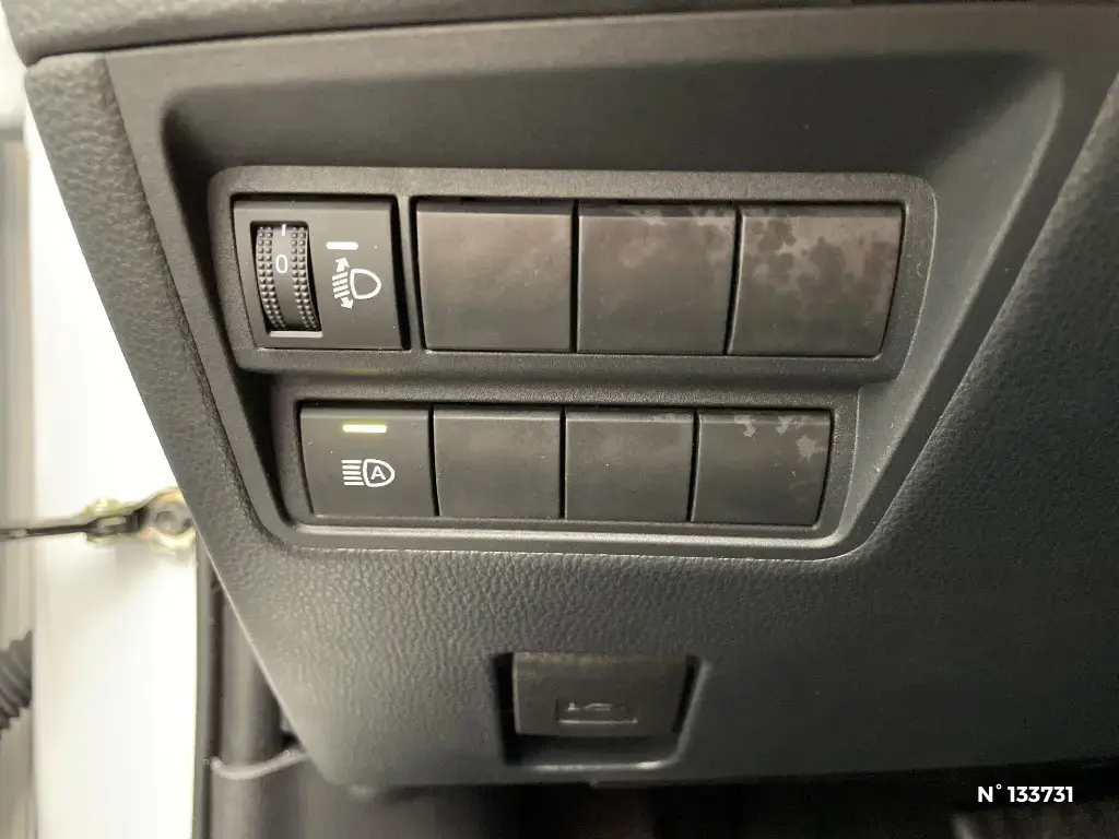 TOYOTA YARIS CROSS I - Miniature 11