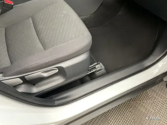 TOYOTA YARIS CROSS I - voiture d'occasion - Photo 28
