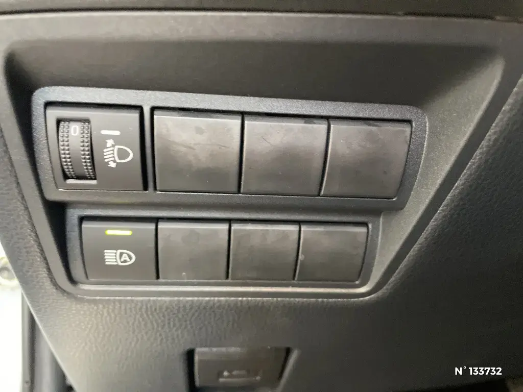 TOYOTA YARIS CROSS I - Miniature 11