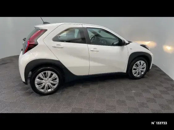 TOYOTA AYGO X - voiture d'occasion - Photo 5