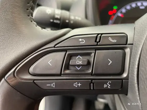 TOYOTA AYGO X - voiture d'occasion - Photo 32