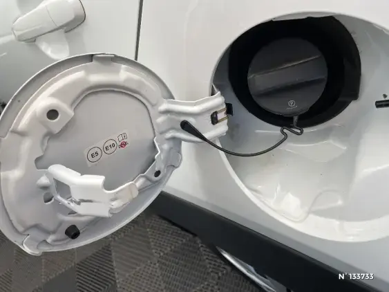 TOYOTA AYGO X - voiture d'occasion - Photo 30