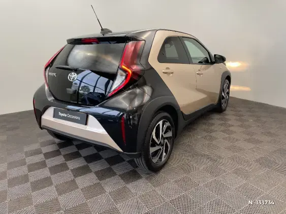 TOYOTA AYGO X - voiture d'occasion - Photo 4