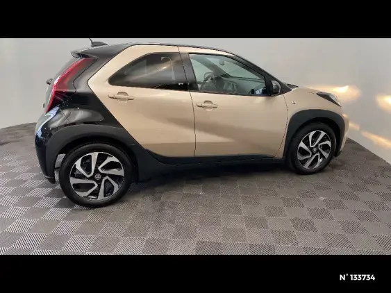 TOYOTA AYGO X - voiture d'occasion - Photo 5