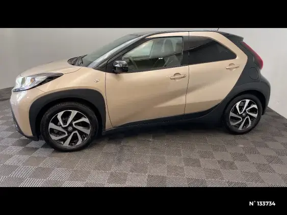 TOYOTA AYGO X - voiture d'occasion - Photo 2