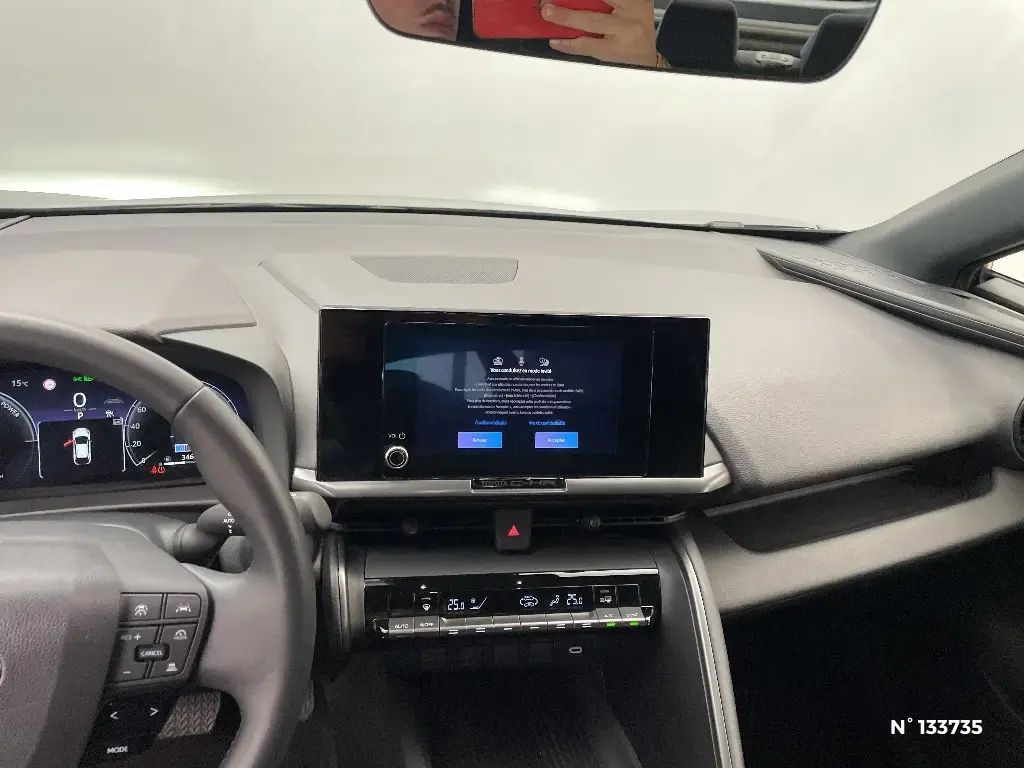 TOYOTA C-HR II - Miniature 7