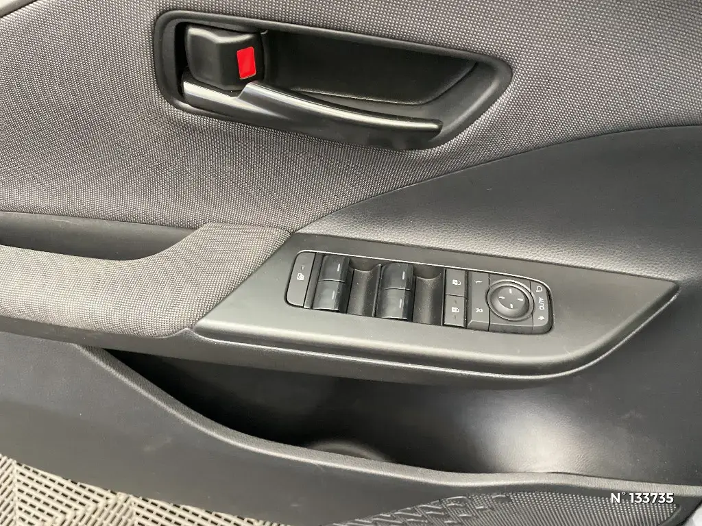 TOYOTA C-HR II - Miniature 12