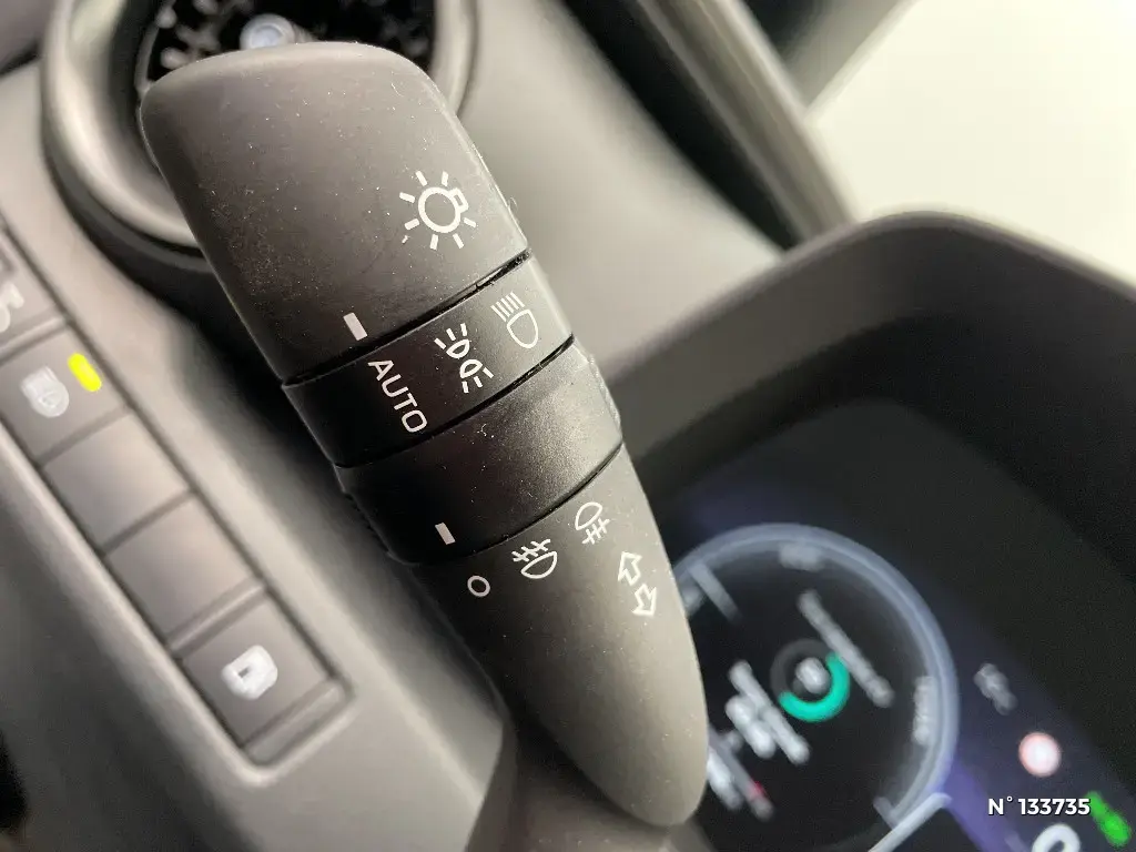 TOYOTA C-HR II - Miniature 15