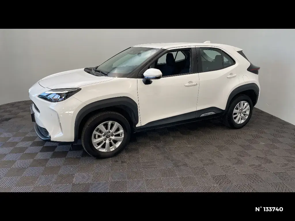 TOYOTA YARIS CROSS I - Miniature 4
