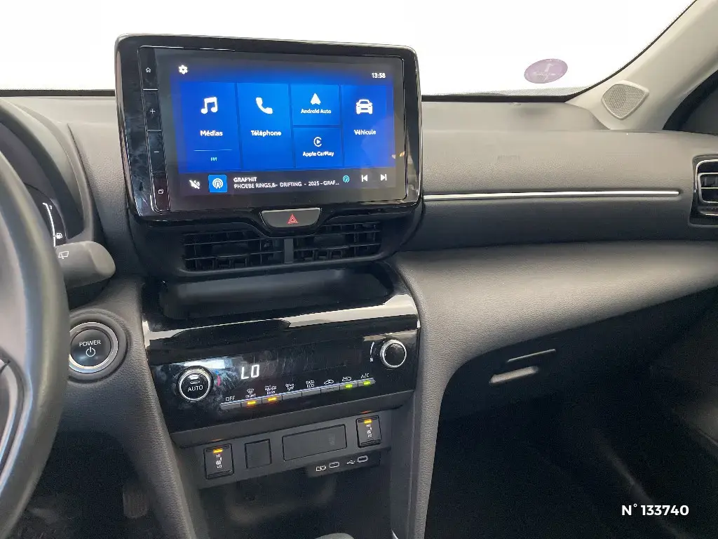 TOYOTA YARIS CROSS I - Miniature 7