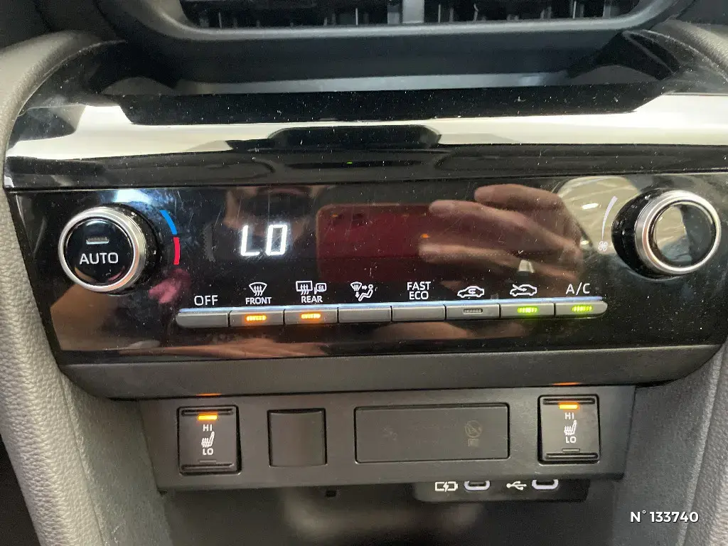 TOYOTA YARIS CROSS I - Miniature 15