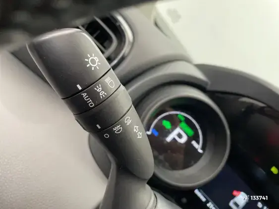 TOYOTA YARIS CROSS I - voiture d'occasion - Photo 34