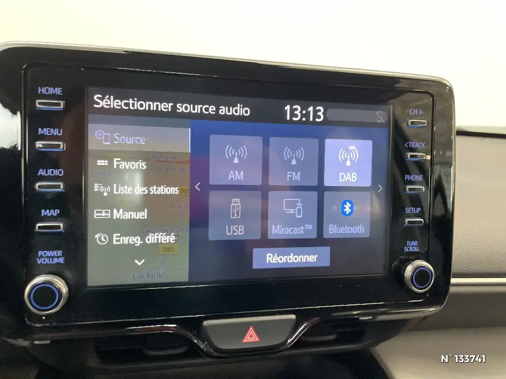 TOYOTA YARIS CROSS I - Miniature 20