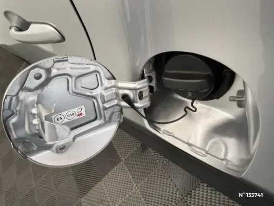 TOYOTA YARIS CROSS I - voiture d'occasion - Photo 30