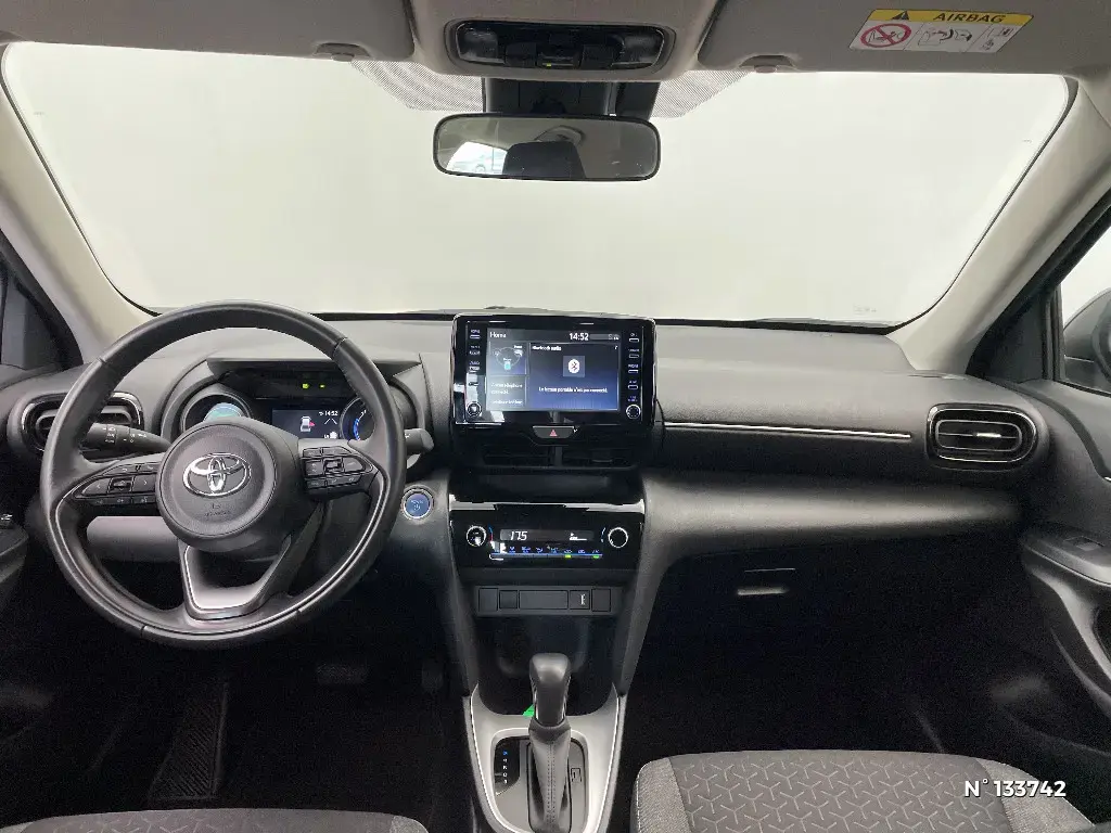 TOYOTA YARIS CROSS I - Miniature 6