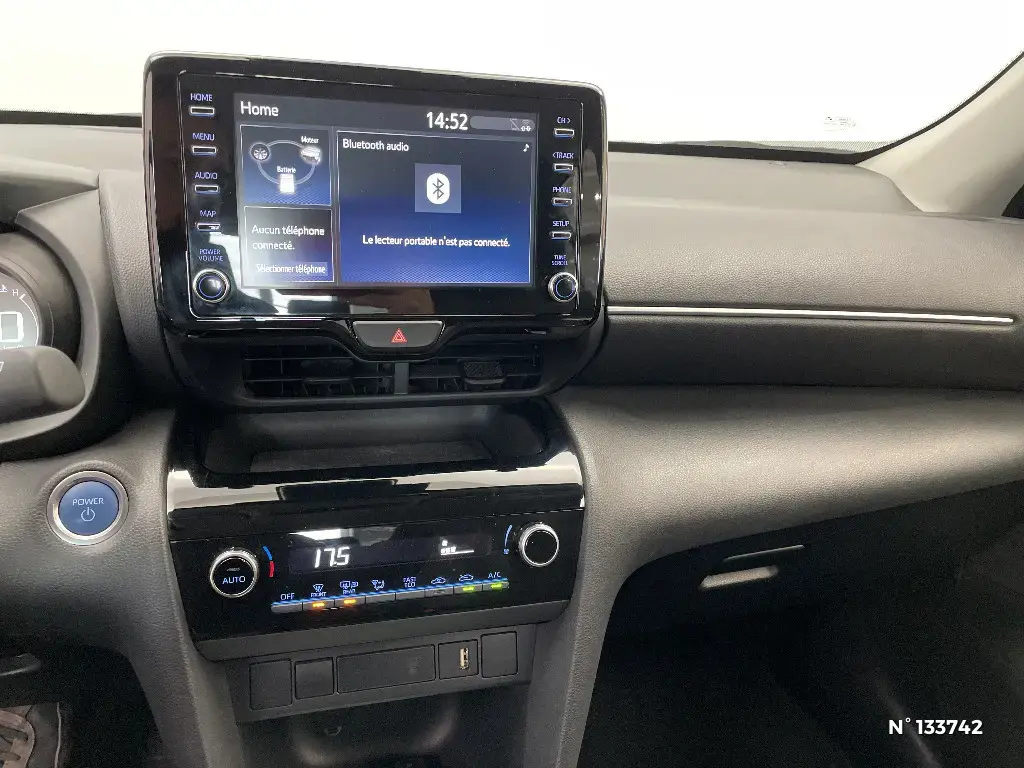 TOYOTA YARIS CROSS I - Miniature 7
