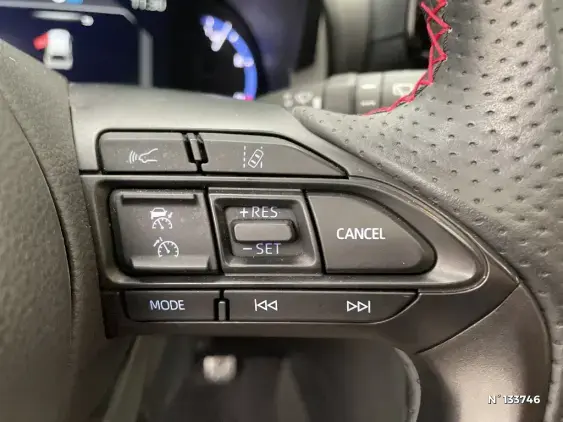 TOYOTA YARIS CROSS I - voiture d'occasion - Photo 38