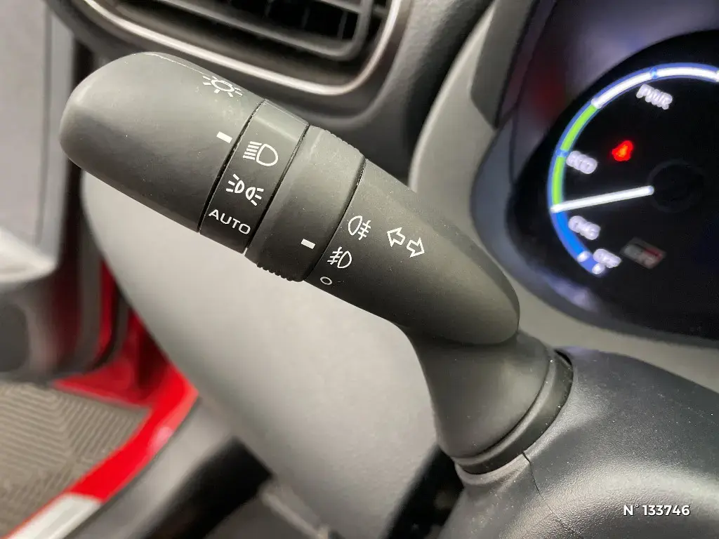TOYOTA YARIS CROSS I - Miniature 21