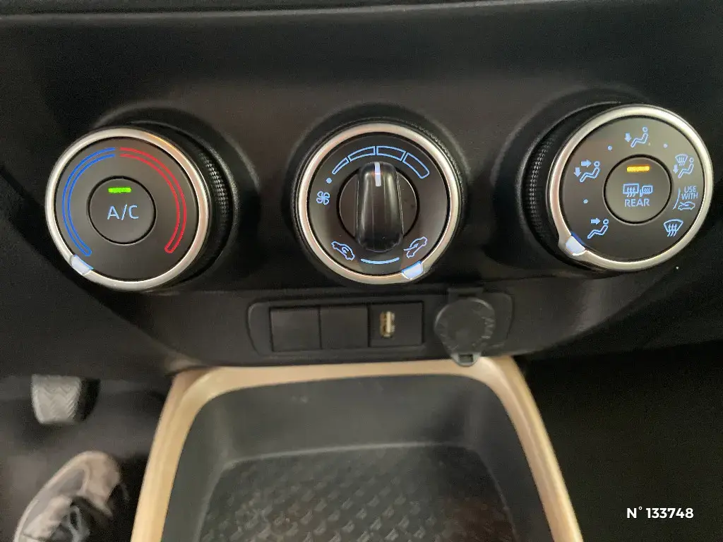 TOYOTA AYGO X - Miniature 12