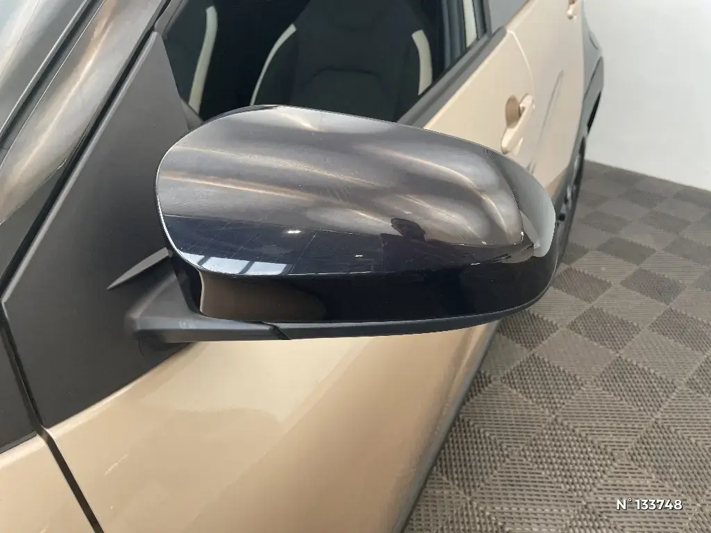 TOYOTA AYGO X - Miniature 23