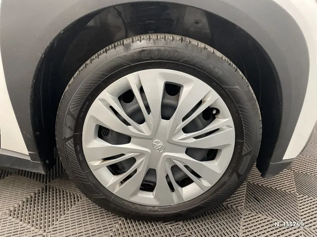 TOYOTA AYGO X - Miniature 5