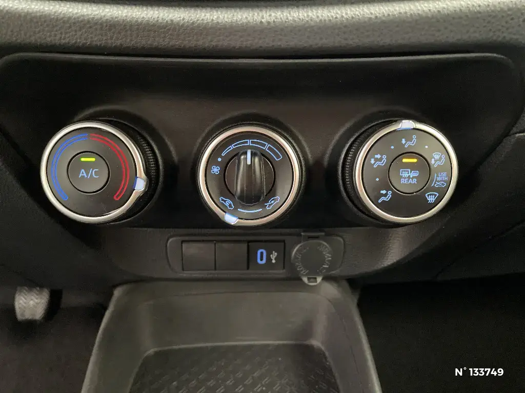 TOYOTA AYGO X - Miniature 12