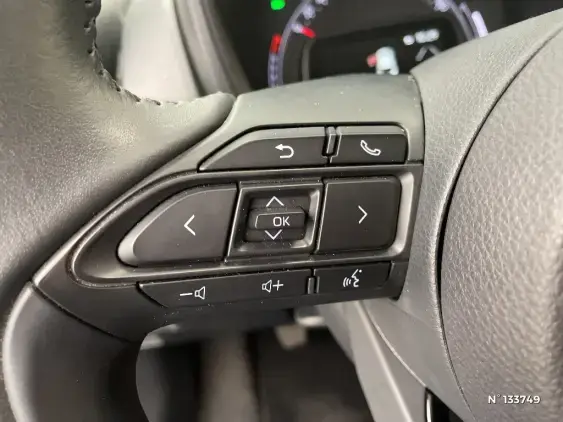 TOYOTA AYGO X - voiture d'occasion - Photo 37