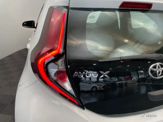 TOYOTA AYGO X - voiture d'occasion - Photo 29