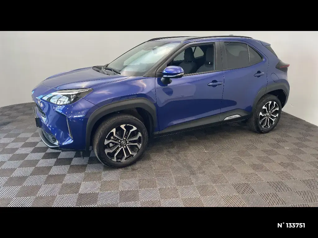 TOYOTA YARIS CROSS I - Miniature 4