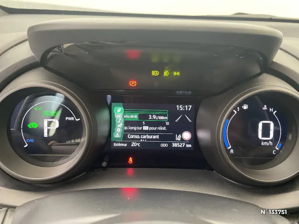 TOYOTA YARIS CROSS I - Miniature 8