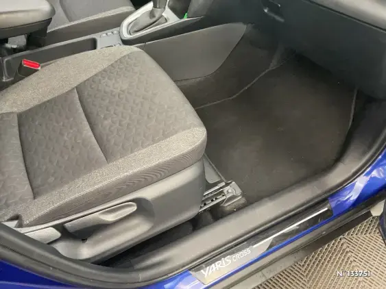 TOYOTA YARIS CROSS I - voiture d'occasion - Photo 26
