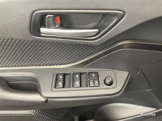 TOYOTA C-HR - voiture d'occasion - Photo 36