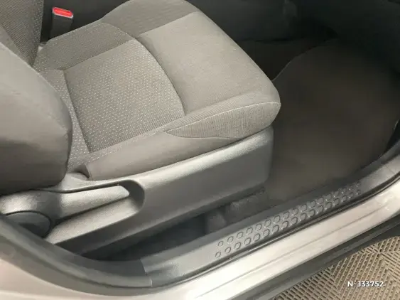 TOYOTA C-HR - voiture d'occasion - Photo 26