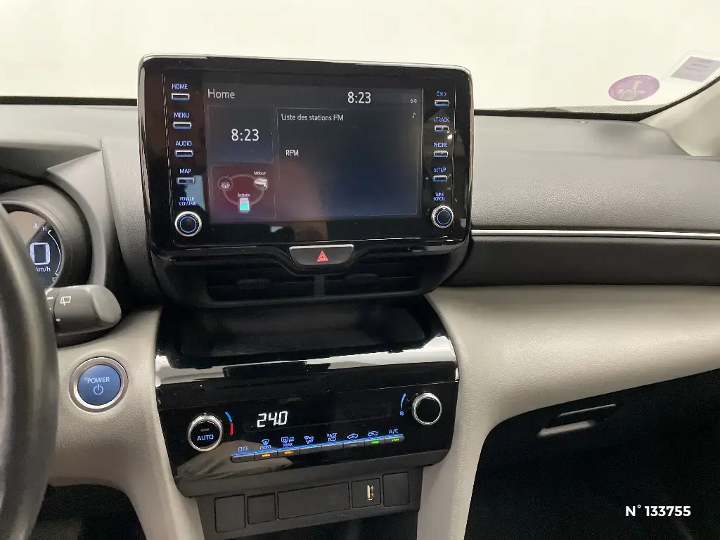 TOYOTA YARIS CROSS I - Miniature 7
