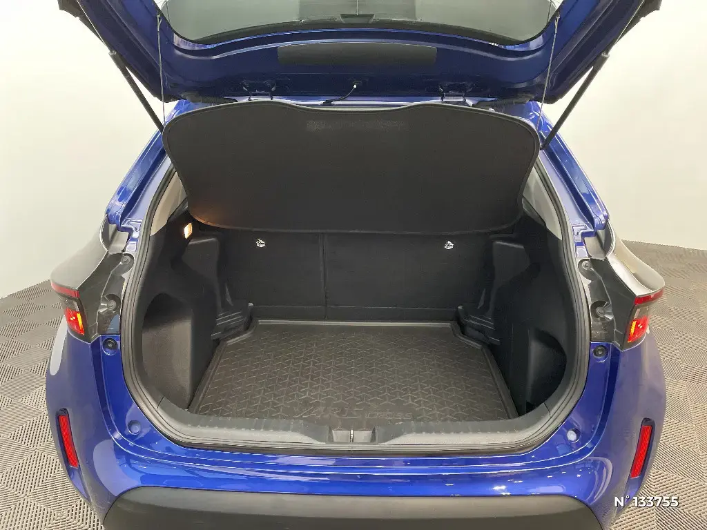 TOYOTA YARIS CROSS I - Miniature 10
