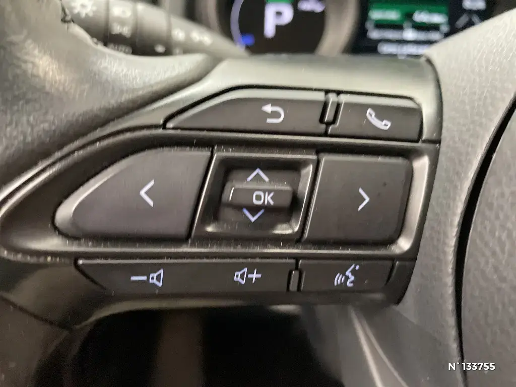 TOYOTA YARIS CROSS I - Miniature 18
