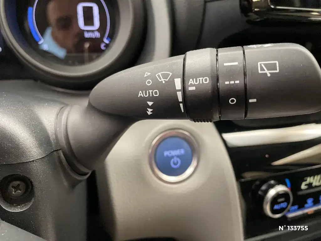 TOYOTA YARIS CROSS I - Miniature 20