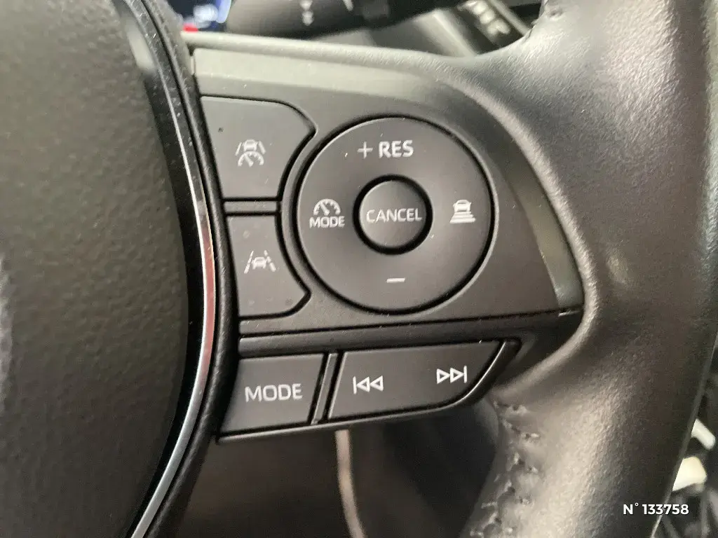 TOYOTA COROLLA XII - Miniature 18