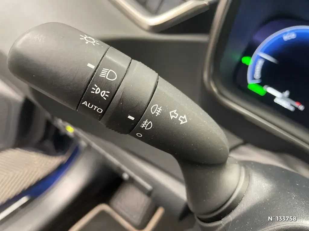 TOYOTA COROLLA XII - Miniature 21