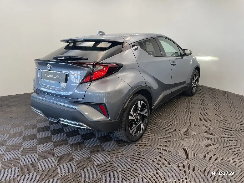 TOYOTA C-HR - Miniature 2