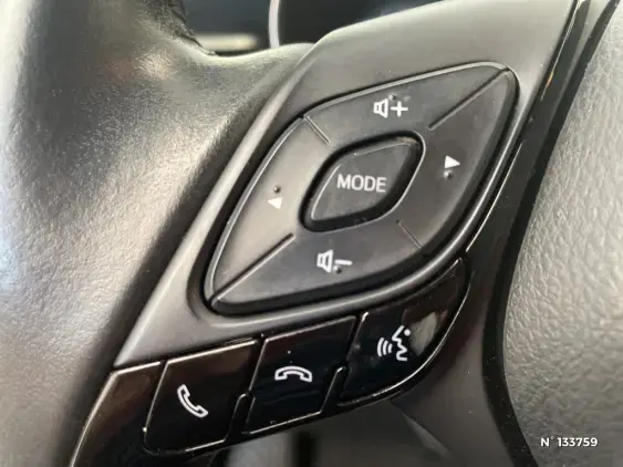 TOYOTA C-HR - voiture d'occasion - Photo 32