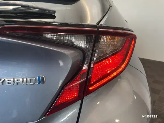 TOYOTA C-HR - voiture d'occasion - Photo 26