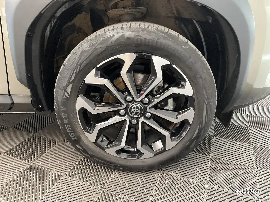 TOYOTA YARIS CROSS I - Miniature 5