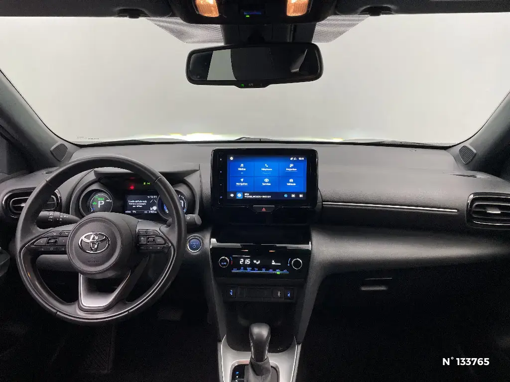 TOYOTA YARIS CROSS I - Miniature 6