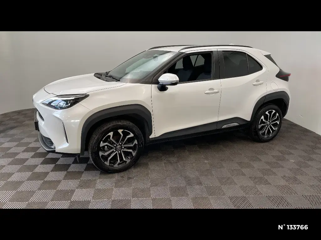 TOYOTA YARIS CROSS I - Miniature 4