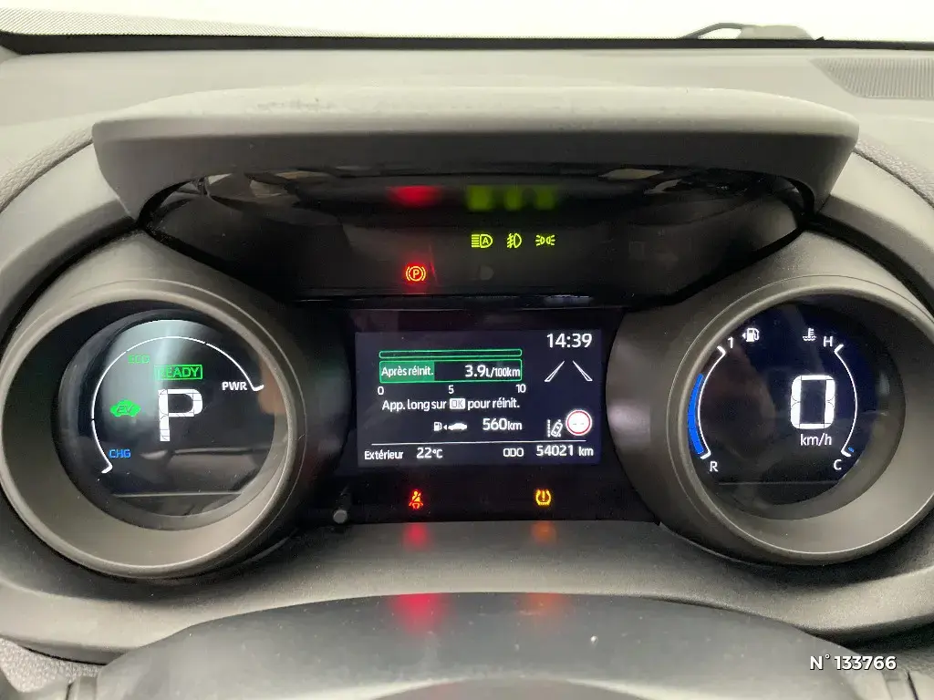 TOYOTA YARIS CROSS I - Miniature 8