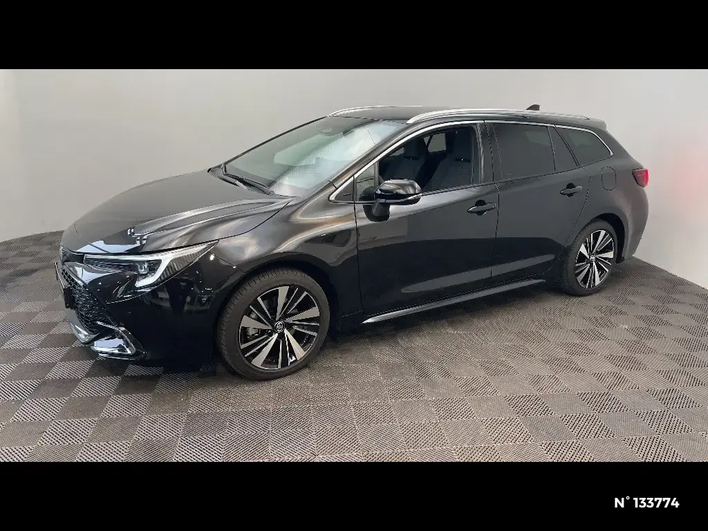 TOYOTA COROLLA TOURING SPT X - Miniature 4