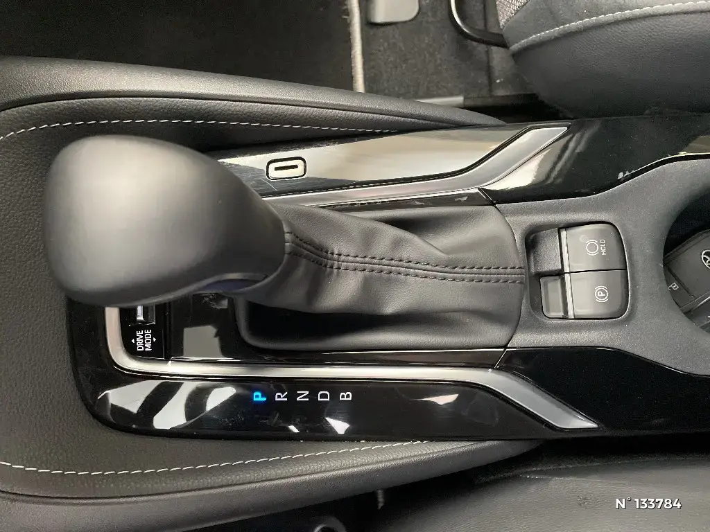 TOYOTA COROLLA TOURING SPT X - Miniature 17